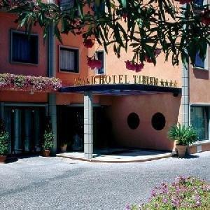 Grand Hotel Tiberio, slika 1